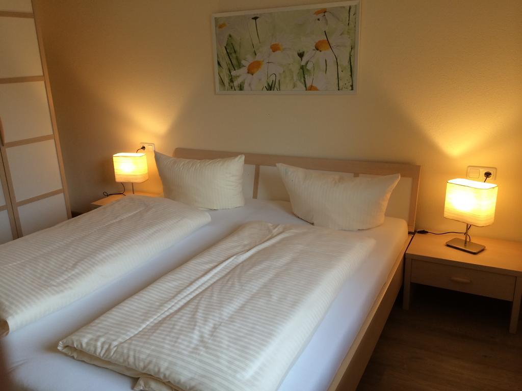 Apartments Clara Garmisch-Partenkirchen Ruang foto